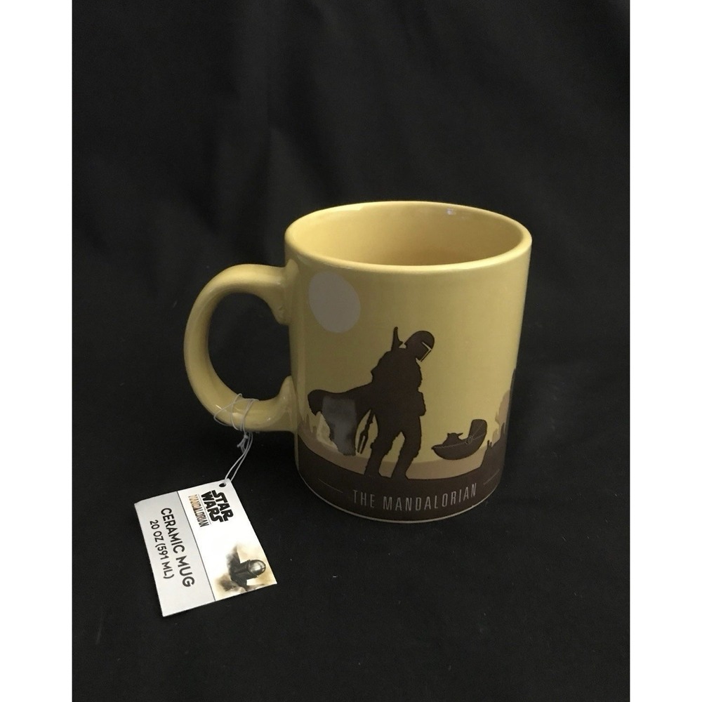 Disney Star Wars The Mandalorian Silhouette Yellow 20 oz‎ Coffee Mug - Grogo